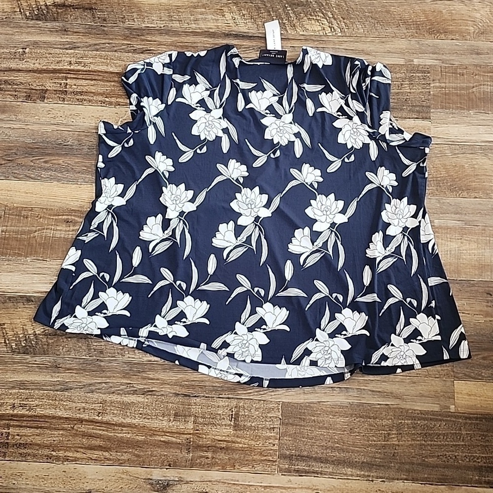NWT Lane Bryant Top Sz 26/28 - Picture 6 of 7